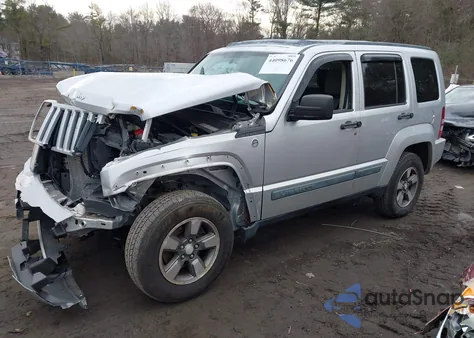 2008 Jeep Liberty Sport z USA, uszkodzony, nr VIN 1J8GN28K48W227825